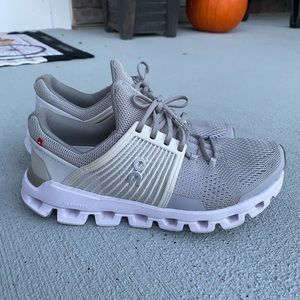 On Cloud Helion Grey White Size 7 W